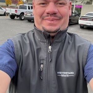 Meet your Posher, Avila